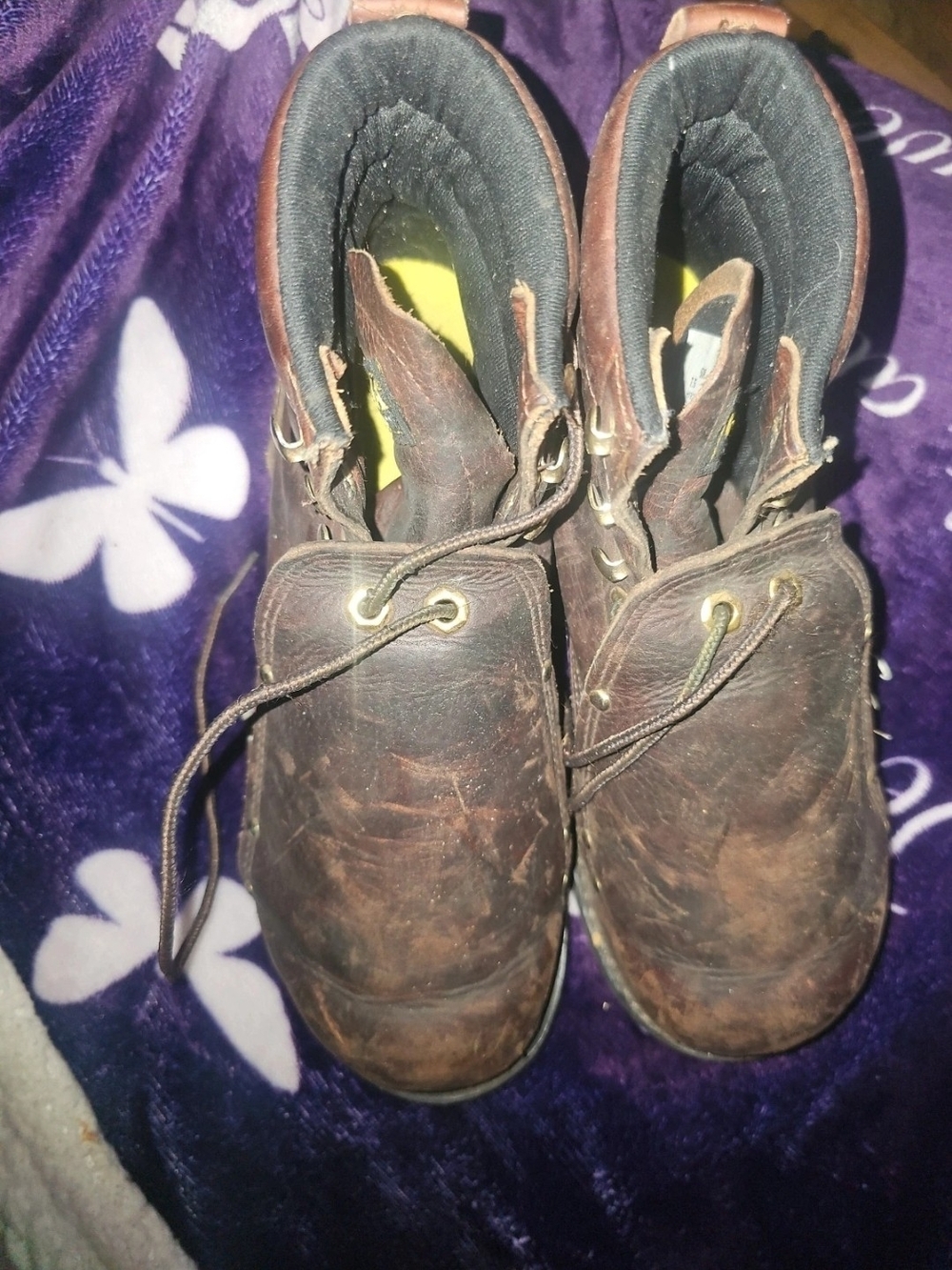 Vibram Men's Brown Leather Lace-Up Work Boots with Black Collar